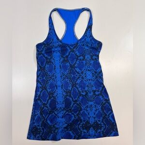 Lululemon Cool Racerback Sapphire Blue Ziggy Snake Tank Top Womens Size Medium